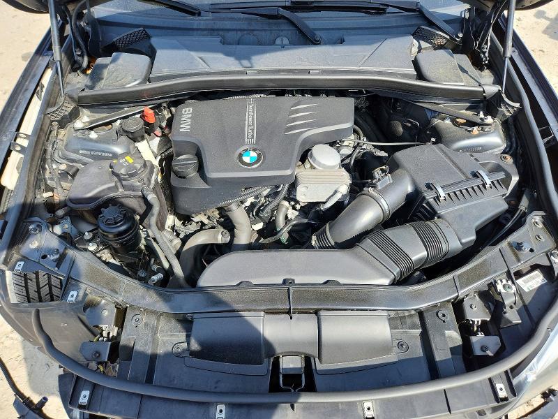 Photo 12 from auction – 2015 BMW X1 with VIN WBAVL1C54FVY39183