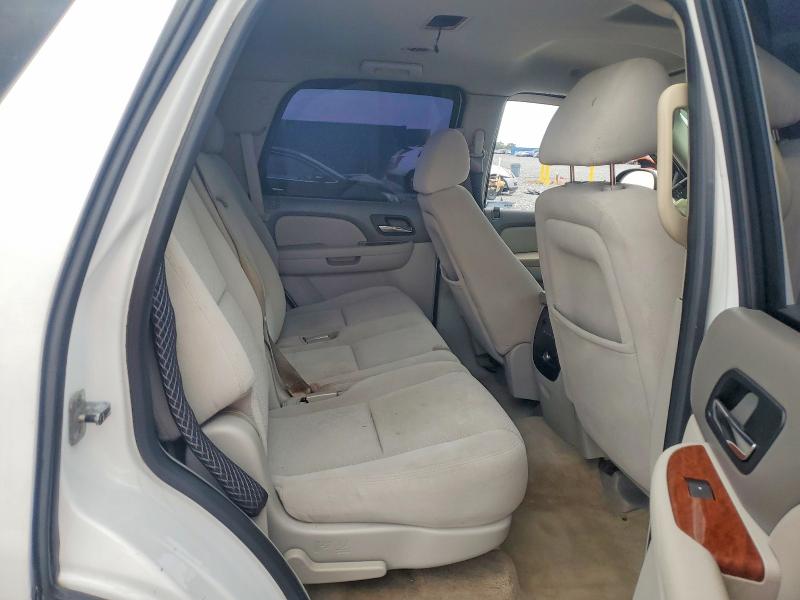 Photo 11 from auction – 2007 GMC YUKON with VIN 1GKFC13J77J105722