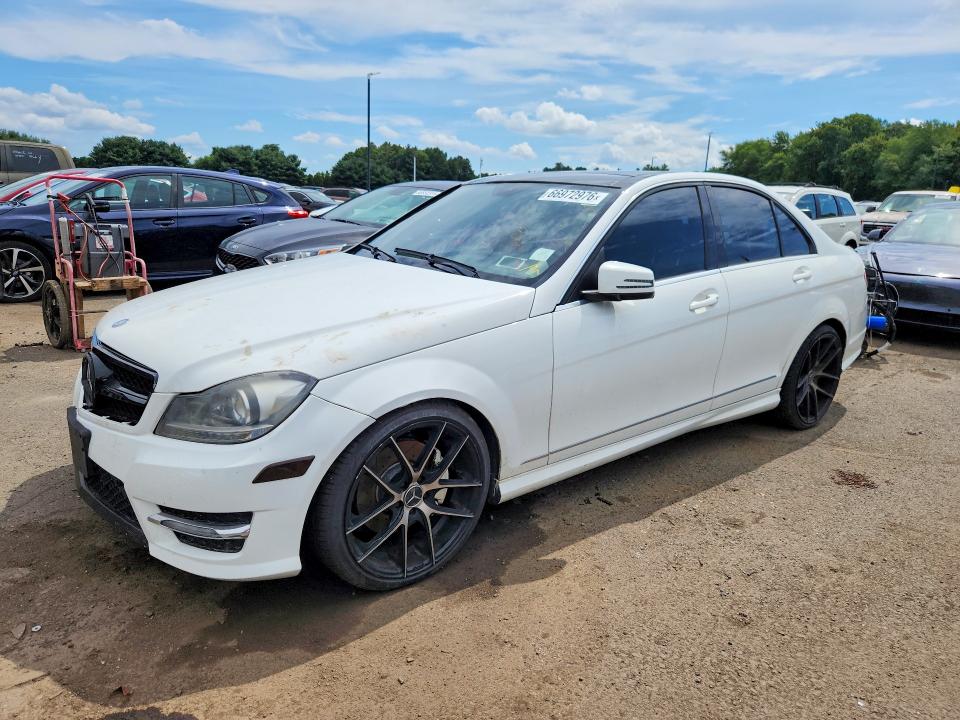 MERCEDES-BENZ C 2013 with VIN WDDGF8AB8DA780993 - Photo from auction