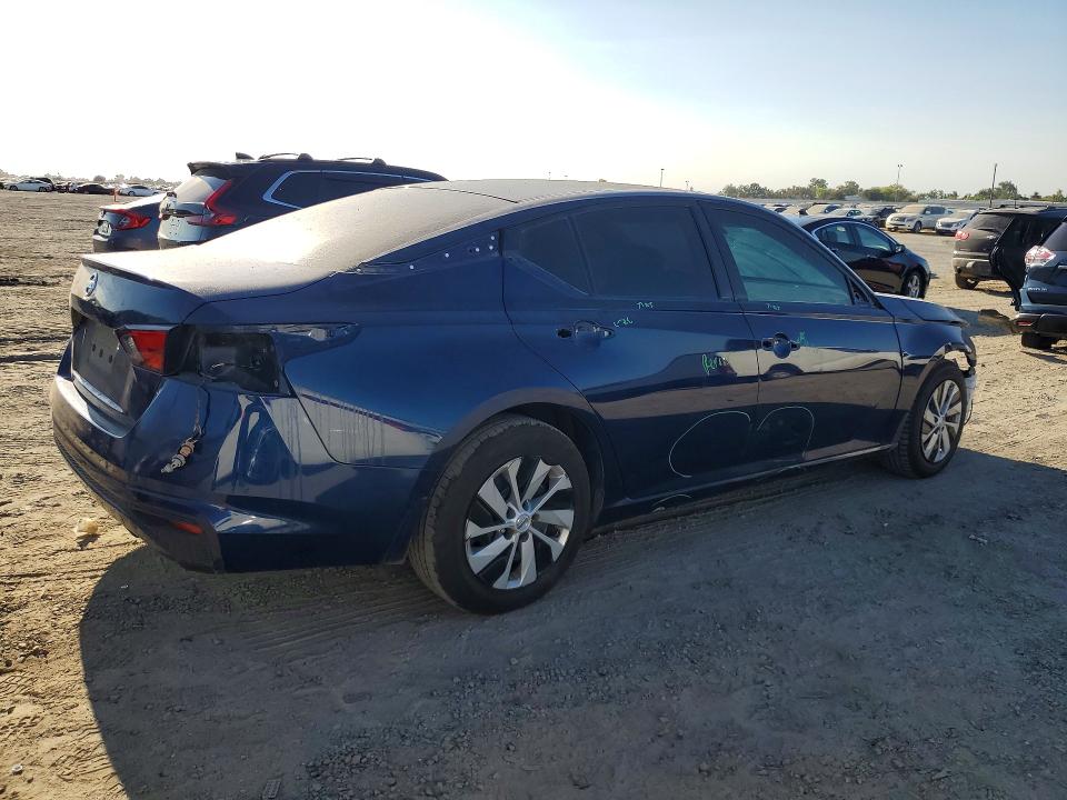Photo 3 from auction – 2021 NISSAN ALTIMA with VIN 1N4BL4BV7MN418926