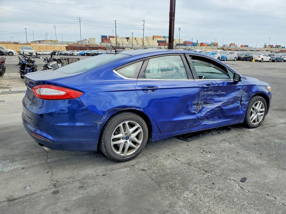 Photo 3 from auction – 2016 FORD FUSION with VIN 3FA6P0H75GR396580