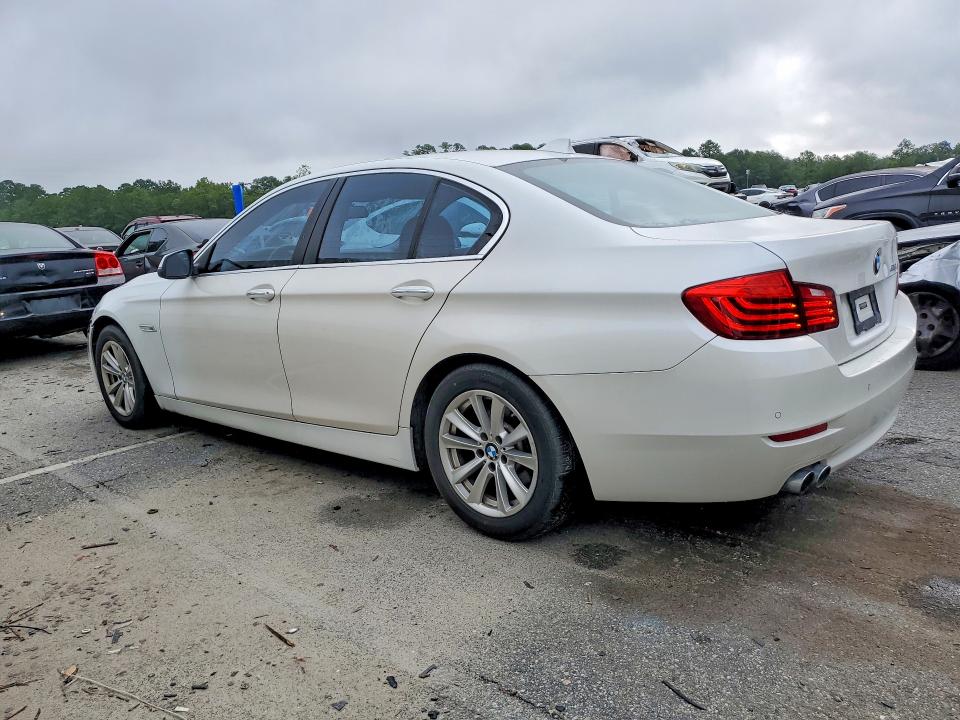 Photo 2 from auction – 2016 BMW 528 with VIN WBA5A5C54GG348275