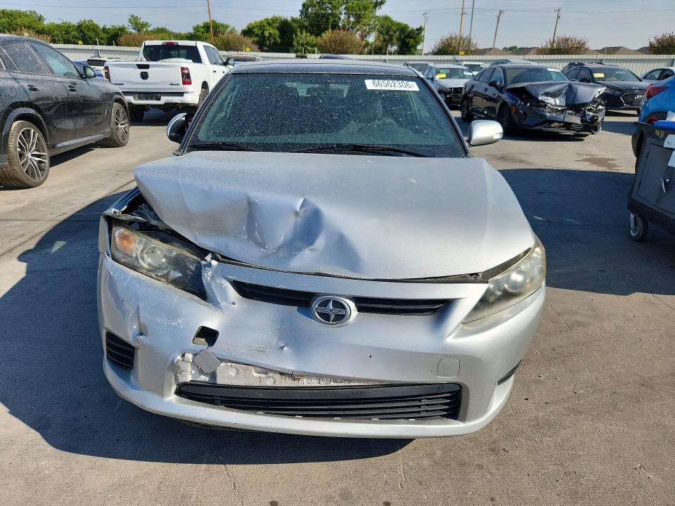 Photo 5 from auction – 2011 SCION TC with VIN JTKJF5C70B3010160