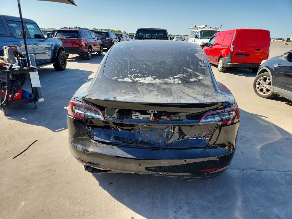 صورة رقم 6 من المزاد - 2018 TESLA MODEL 3 مع VIN 5YJ3E1EB1JF115708