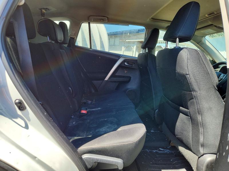 Photo 11 from auction – 2015 TOYOTA RAV4 with VIN 2T3RFREV7FW373264