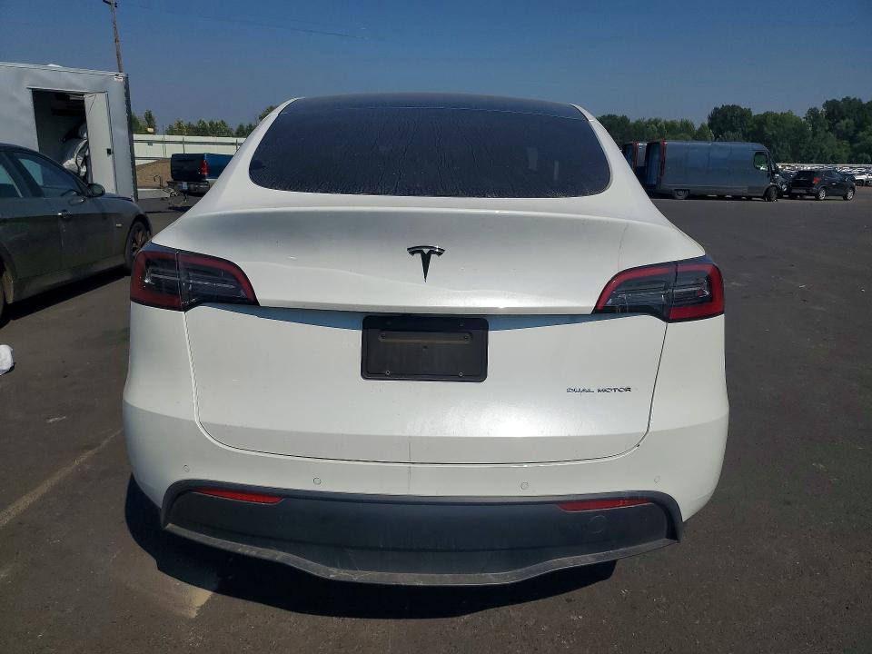 Photo 6 from auction – 2021 TESLA MODEL  Y with VIN 5YJYGDEE7MF153685