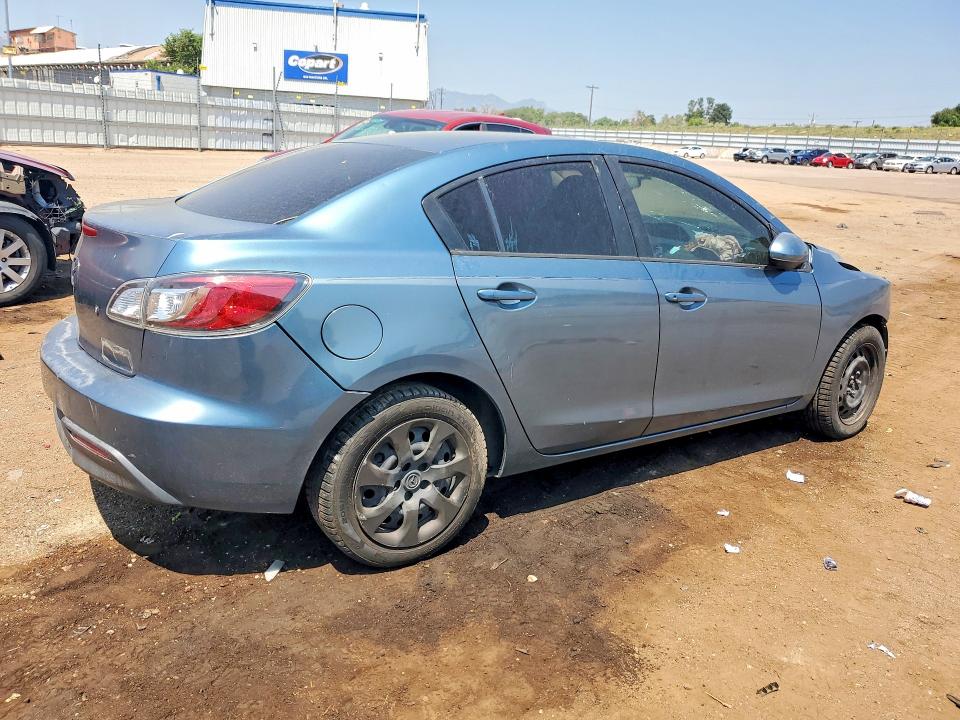 Фото 3 с аукциона – 2011 MAZDA 3 с VIN JM1BL1UF7B1403166