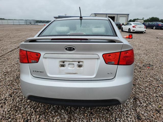 Photo 6 from auction – 2011 KIA FORTE with VIN KNAFU4A26B5374430
