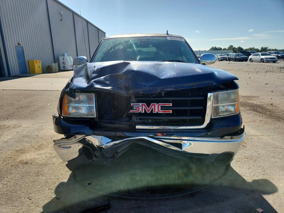 Photo 5 from auction – 2009 GMC SIERRA with VIN 2GTEC290291126955