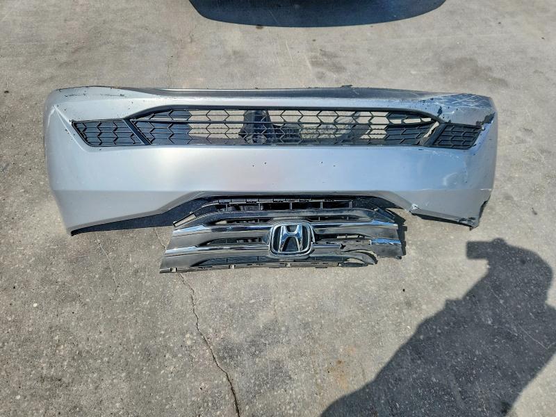 Photo 13 from auction – 2013 HONDA ODYSSEY with VIN 5FNRL5H63DB060690