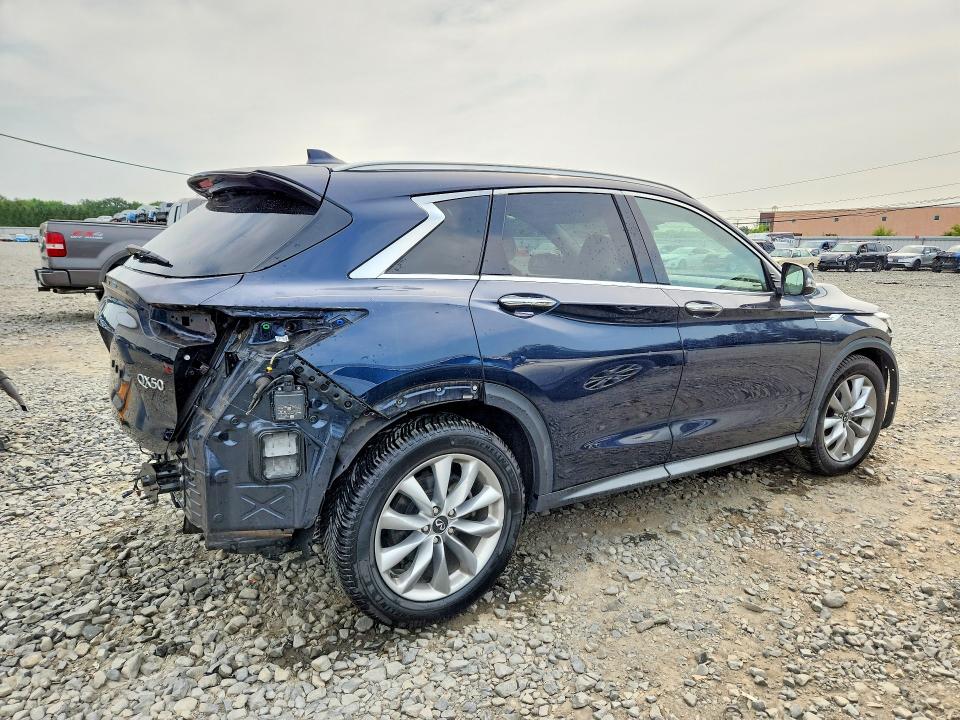 Photo 3 from auction – 2021 INFINITI QX50 with VIN 3PCAJ5BBXMF123051