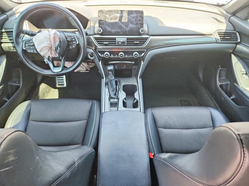 Photo 8 from auction – 2018 HONDA ACCORD with VIN 1HGCV1F35JA018013