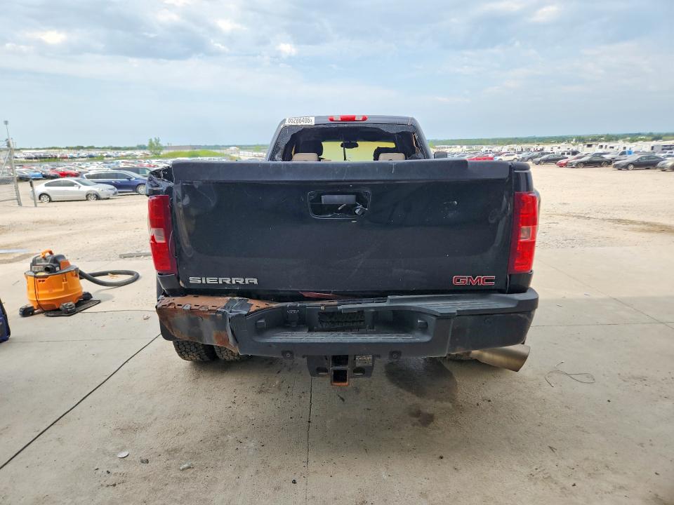 Photo 6 from auction – 2013 GMC SIERRA with VIN 1GT426C85DF140709