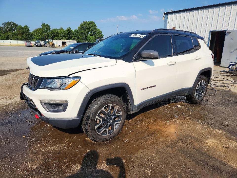 JEEP COMPASS 2020 with VIN 3C4NJDDB1LT171434 - Photo from auction