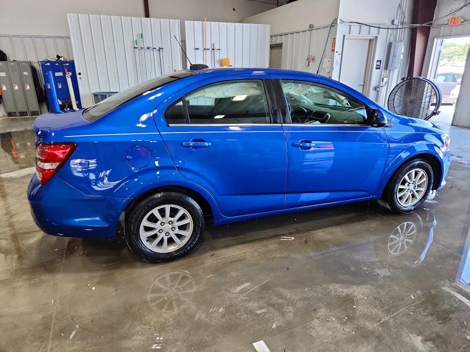 Photo 3 from auction – 2018 CHEVROLET SONIC with VIN 1G1JD5SH5J4103152