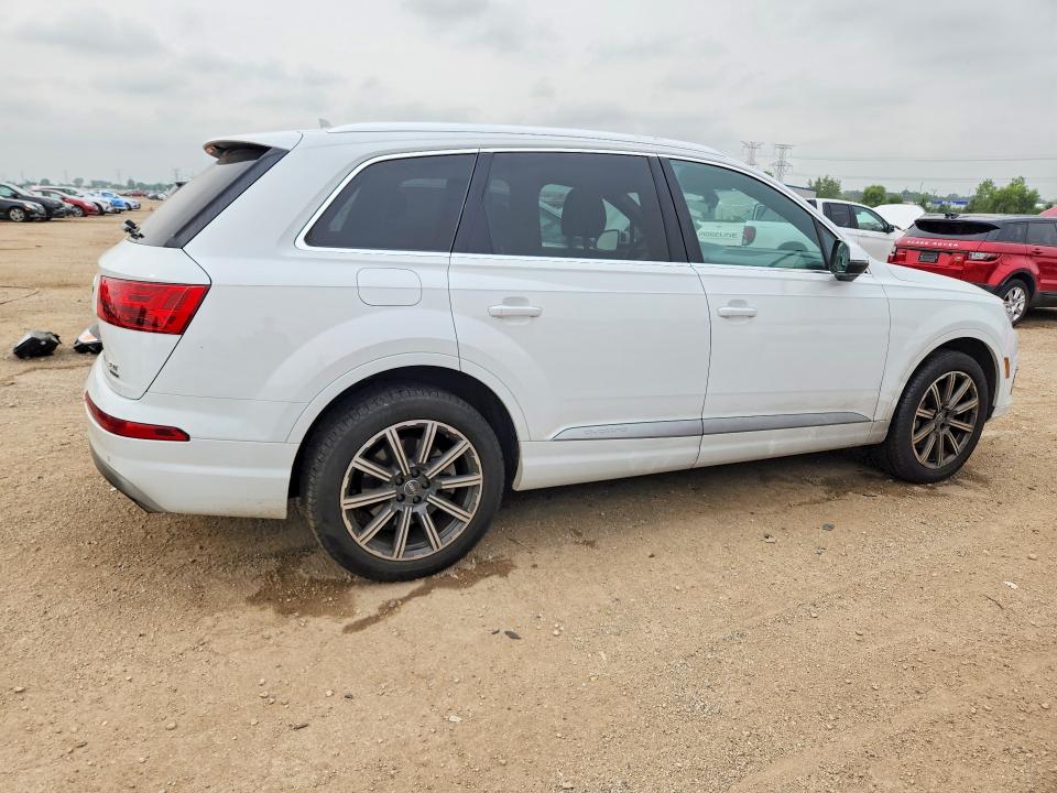 Photo 3 from auction – 2017 AUDI Q7 with VIN WA1LAAF78HD020175