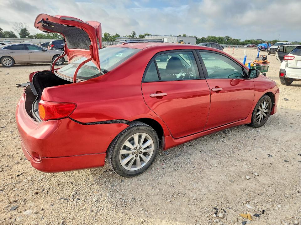 Снимка 3 от търг – 2010 TOYOTA COROLLA с VIN 2T1BU4EE6AC521806