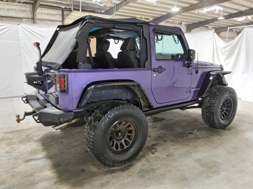 Photo 3 from auction – 2017 JEEP WRANGLER with VIN 1C4BJWCG6HL593441