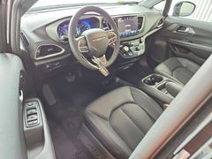 Photo 8 from auction – 2027 CHRYSLER PACIFICA with VIN 2C4RC1BG5VR569972