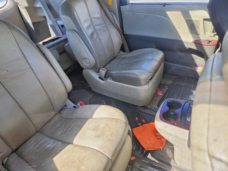Photo 11 from auction – 2014 TOYOTA SIENNA with VIN 5TDDK3DC4ES084118