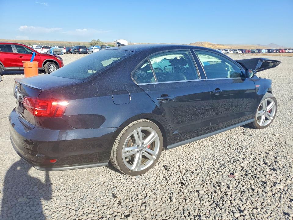 Photo 3 from auction – 2016 VOLKSWAGEN JETTA with VIN 3VW5S7AJ7GM390535