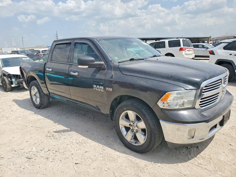 Photo 4 from auction – 2017 RAM 1500 with VIN 1C6RR6LT7HS532990