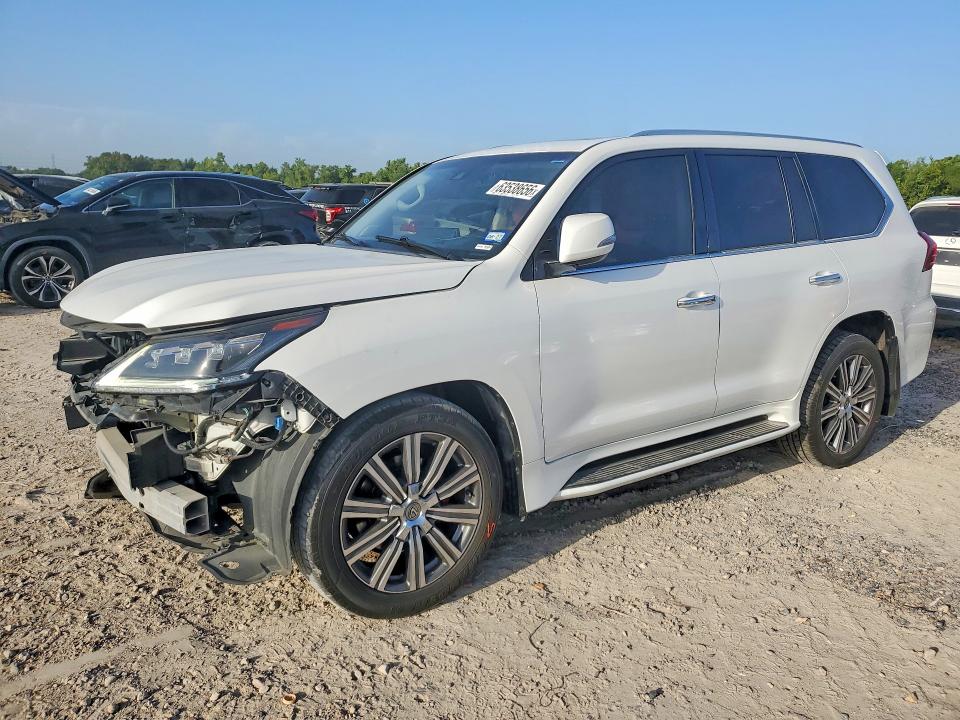 2017 LEXUS LX