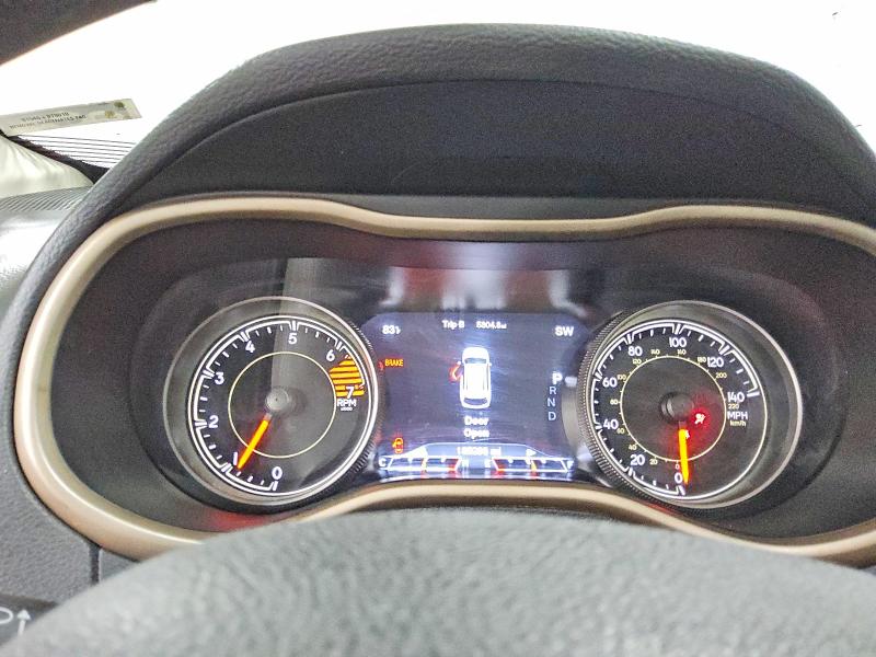 Photo 9 from auction – 2016 JEEP CHEROKEE with VIN 1C4PJMDB6GW368771