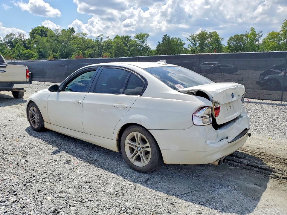 Photo 2 from auction – 2008 BMW 328 with VIN WBAVA37568NL58009