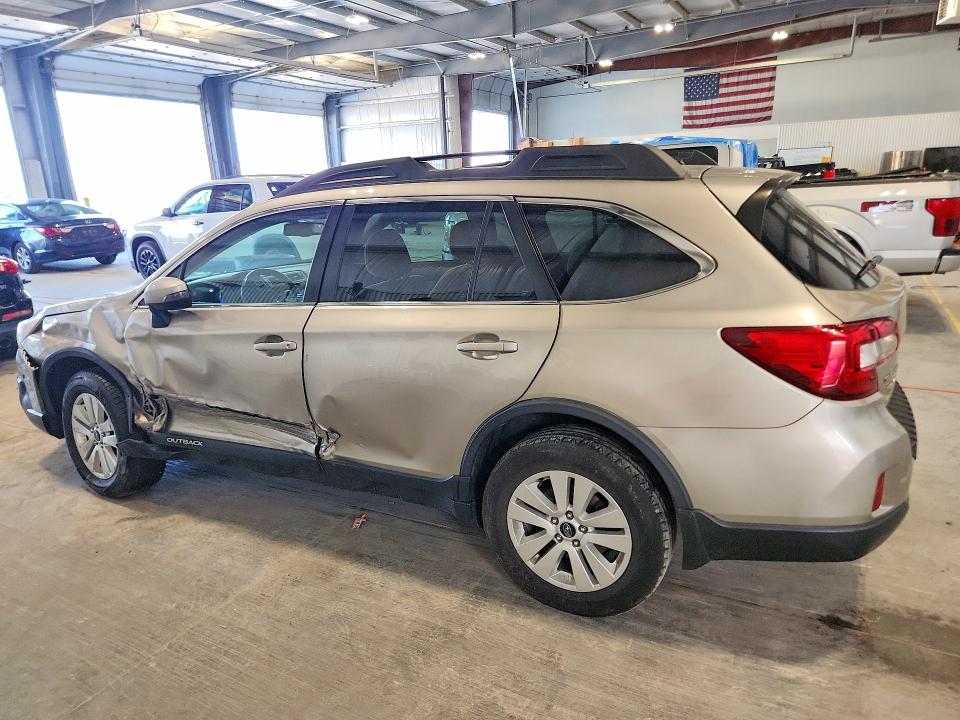 Photo 2 from auction – 2015 SUBARU OUTBACK with VIN 4S4BSBFC9F3230512