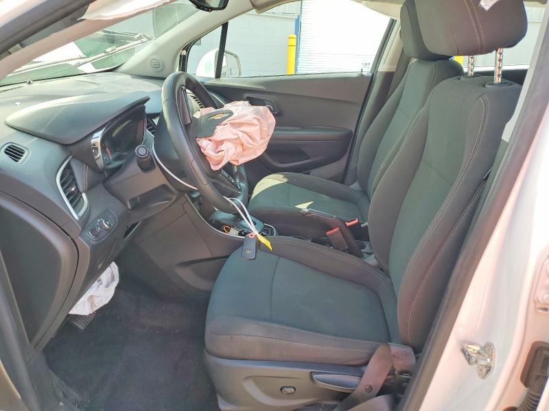 Photo 7 from auction – 2017 CHEVROLET TRAX with VIN KL7CJKSB7HB252314