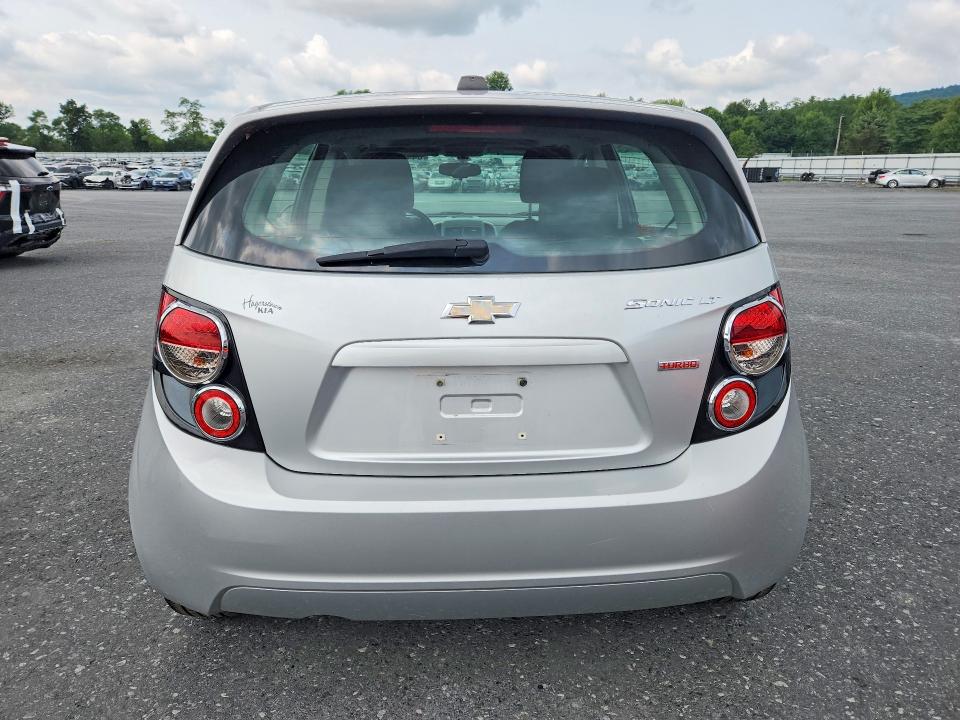 Photo 6 from auction – 2016 CHEVROLET SONIC with VIN 1G1JC6SB3G4101736