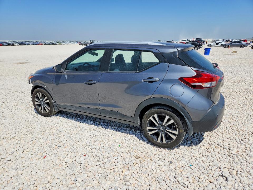Photo 2 from auction – 2020 NISSAN KICKS with VIN 3N1CP5CV7LL541232