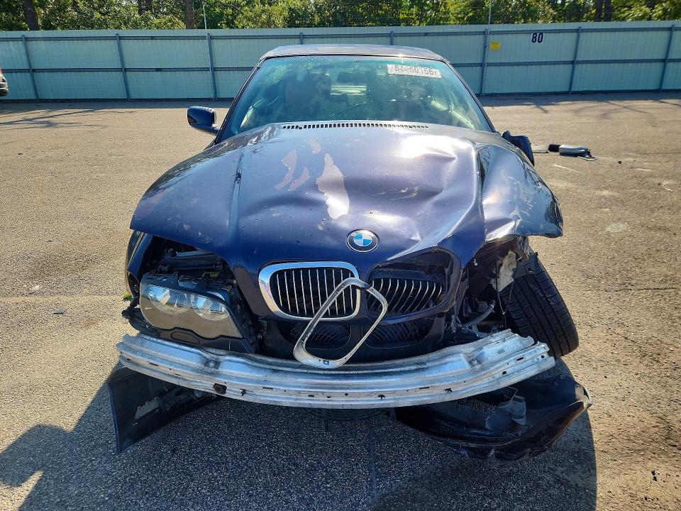 Photo 5 from auction – 2002 BMW 325 with VIN WBABS33442PG84290