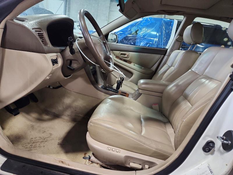 Photo 7 from auction – 1997 LEXUS ES with VIN JT8BF22G8V5005176