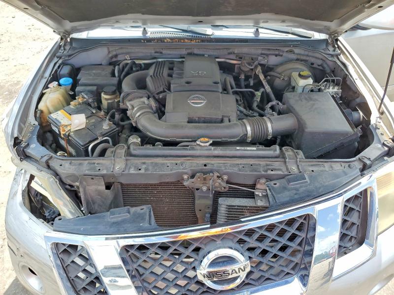 Photo 12 from auction – 2011 NISSAN PATHFINDER SL with VIN 5N1AR1NB1BC609797
