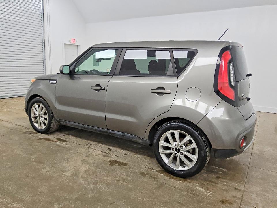 Photo 2 from auction – 2018 KIA SOUL with VIN KNDJP3A56J7518862