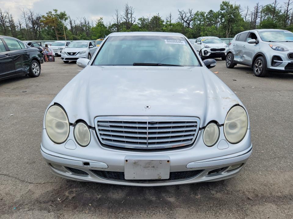 Photo 5 from auction – 2004 MERCEDES-BENZ E with VIN WDBUF83J44X120902