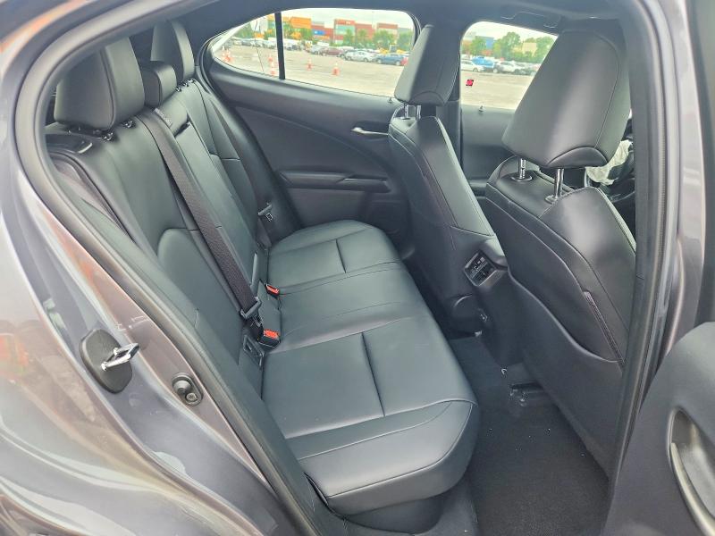 Photo 10 from auction – 2021 LEXUS UX with VIN JTHP9JBH3M2044869