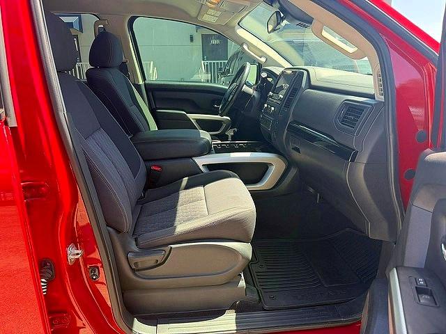 Photo 7 from auction – 2022 NISSAN TITAN with VIN 1N6AA1EF1NN100152