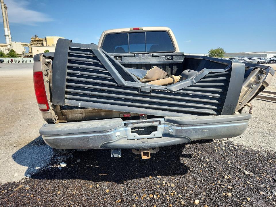 Photo 6 from auction – 1999 FORD F350 with VIN 1FTWW32F3XED67953