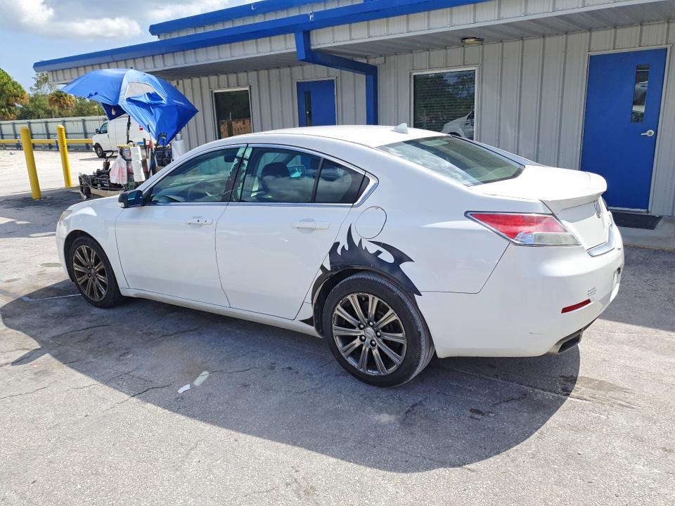 Photo 2 from auction – 2013 ACURA TL with VIN 19UUA8F33DA018282