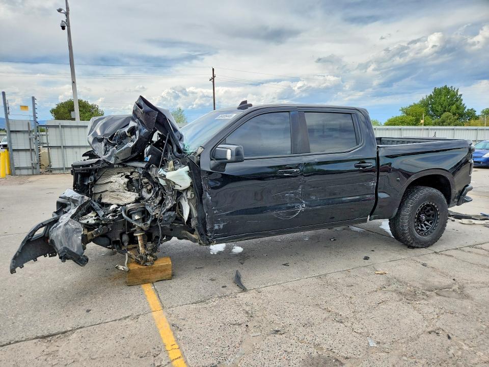 Снимка 1 от търг – 2021 CHEVROLET SILVERADO с VIN 3GCPYFEL4MG142995