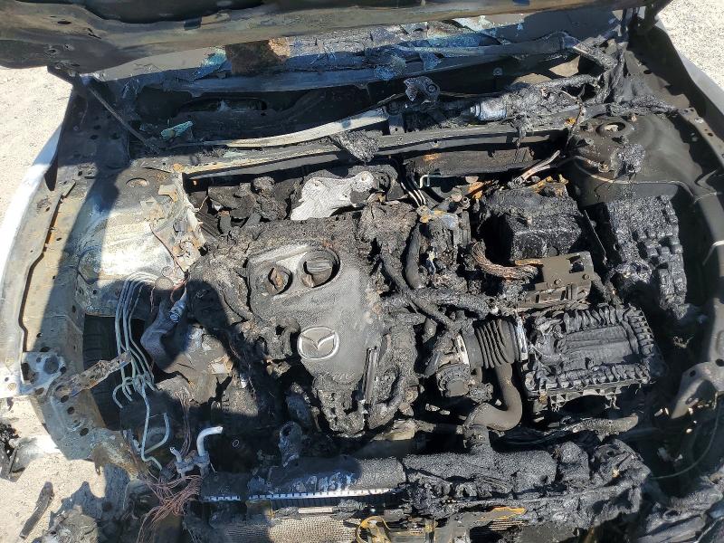 Photo 11 from auction – 2014 MAZDA 6 with VIN JM1GJ1U63E1158527