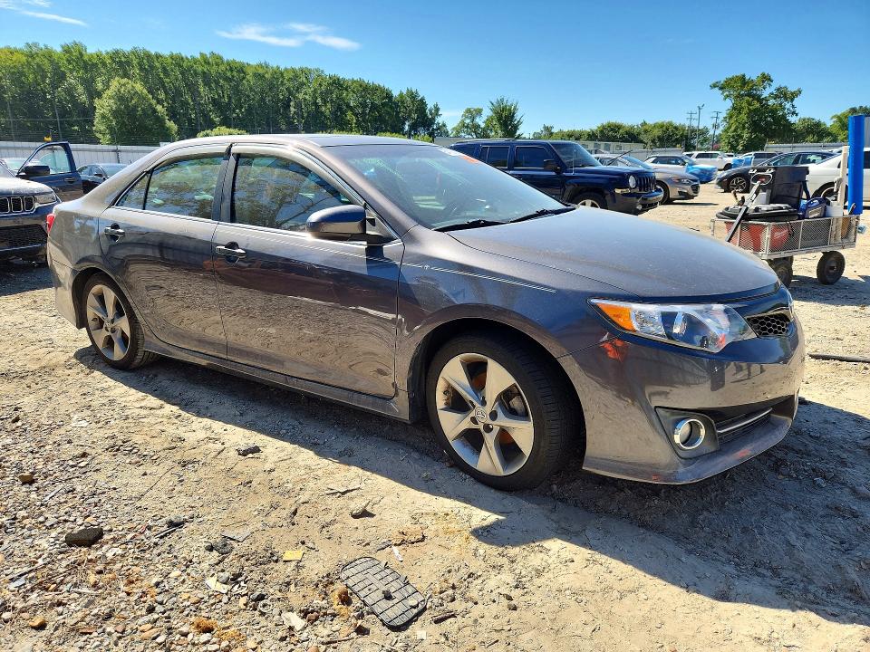 Photo 4 from auction – 2014 TOYOTA CAMRY with VIN 4T1BF1FK7EU851052
