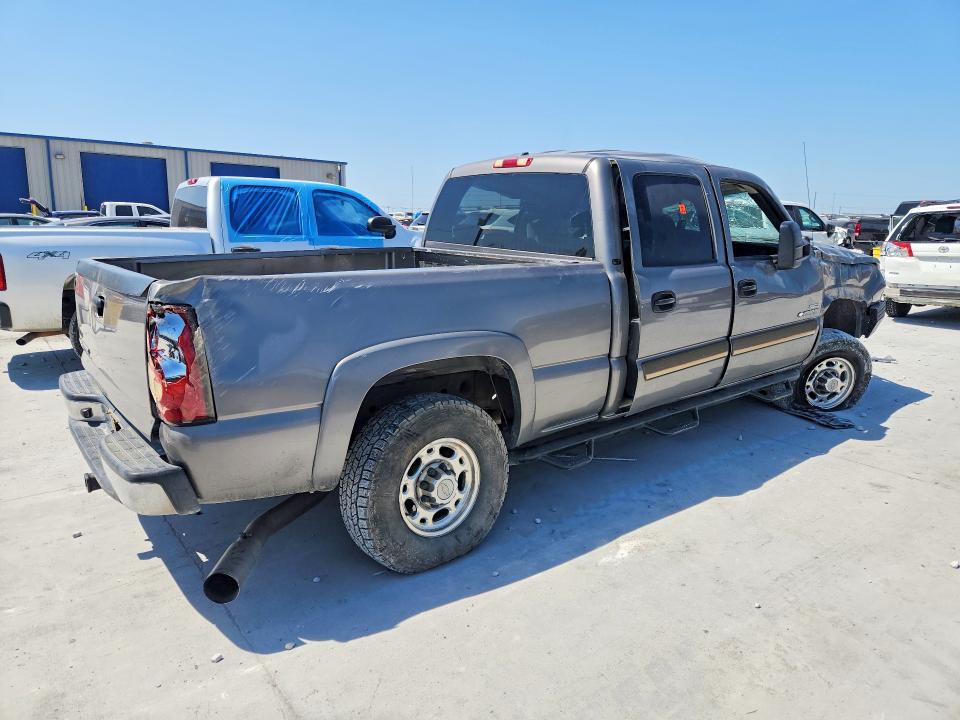 Photo 3 from auction – 2006 CHEVROLET SILVERADO with VIN 1GCHK23D96F197523