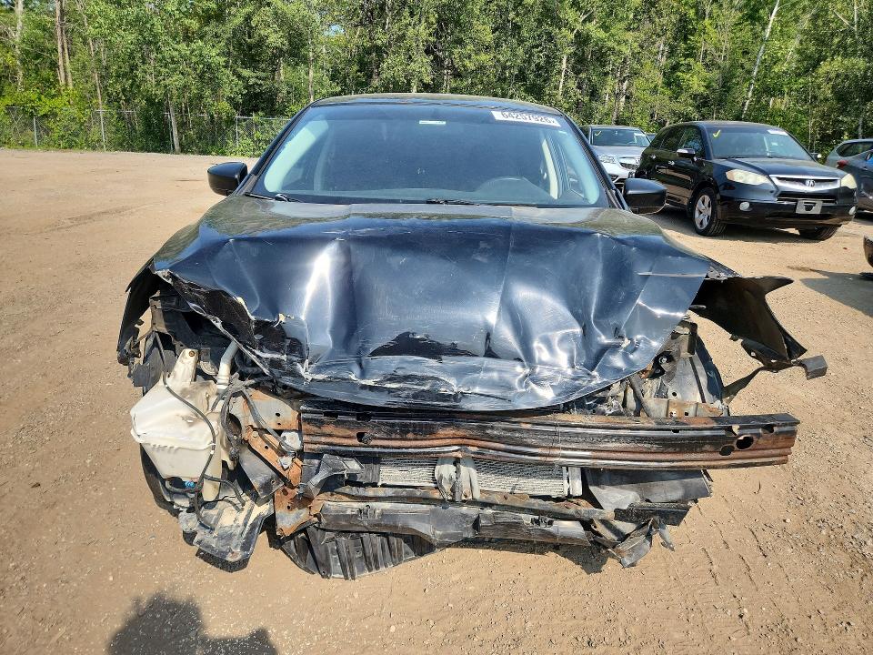 Photo 5 from auction – 2017 NISSAN SENTRA with VIN 3N1AB7AP7HL672299