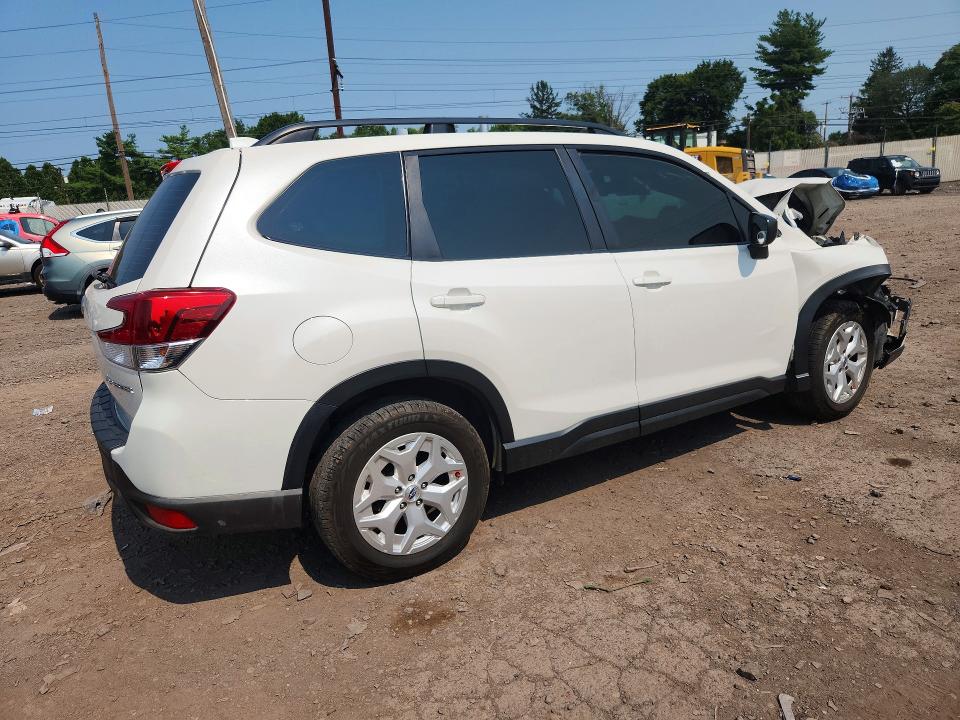 Photo 3 from auction – 2019 SUBARU FORESTER with VIN JF2SKACC8KH470538
