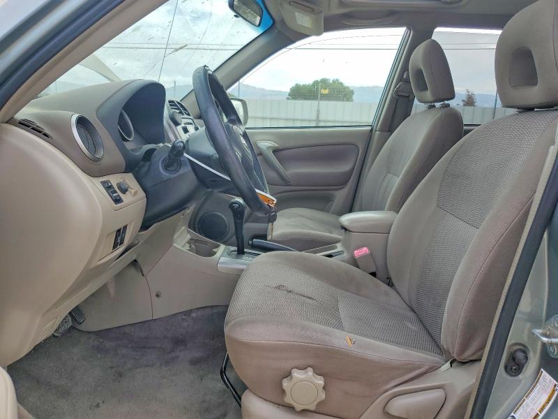 Photo 7 from auction – 2004 TOYOTA RAV4 with VIN JTEGD20V440016455