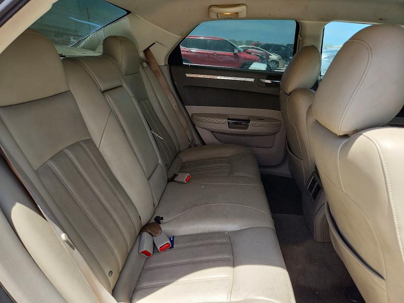 Photo 10 from auction – 2008 CHRYSLER 300C with VIN 2C3KA63H88H219875